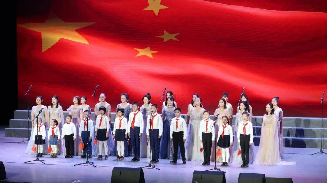 洛阳市高新区总工会开展“送温暖”慰问活动