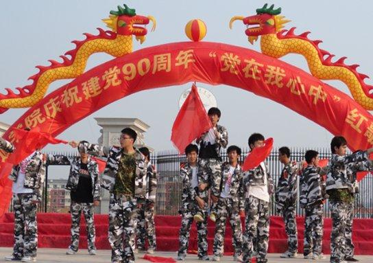 省政协委员郑晓城:搭建沟通平台助企出口产品